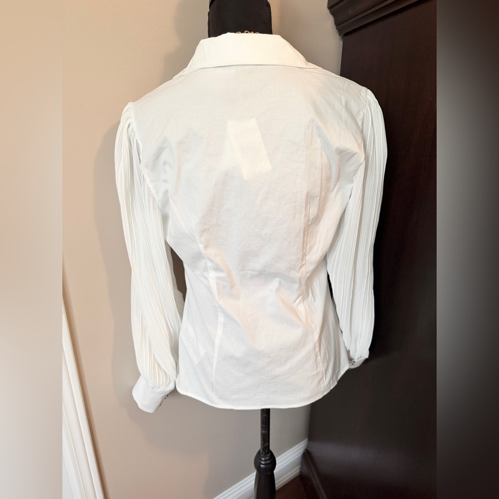 NWT Guess Cotton Button-Up Shirt - Picture 8 of 14